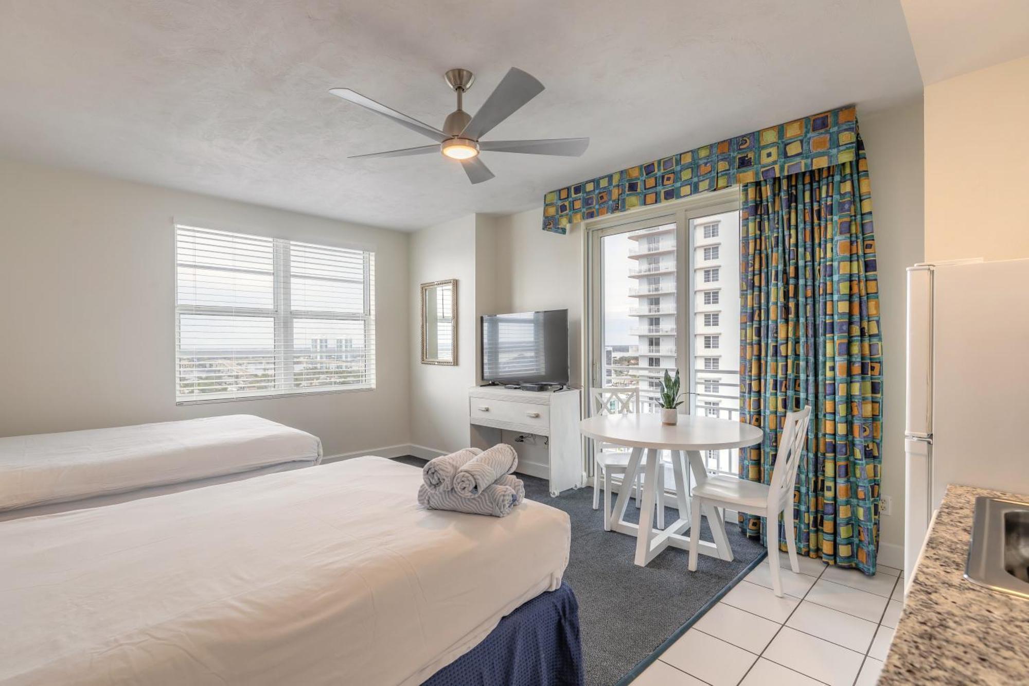 Beachfront Bliss At Ocean Walk Resort - Unit 1701 Daytona Beach Zewnętrze zdjęcie